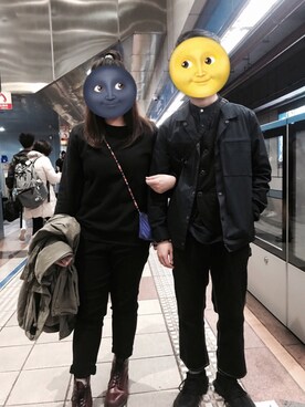 「Dr. Martens（ドクターマーチン）のアイテム（シューズ、レッド系）」を使った、Wtさん（レディース・165cm）の冬コーディネート