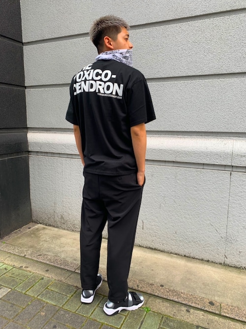 ともひと Loveless名古屋 Lovelessのマフラー ショールを使ったコーディネート Wear