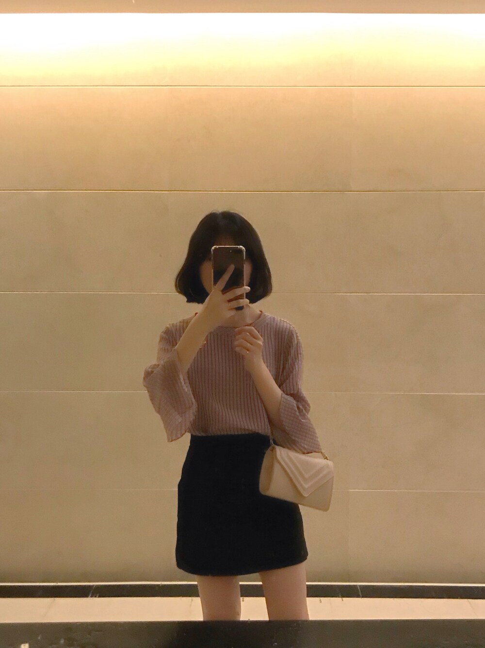 「ootd、ootw、夏、女人味」｜「VINTAGEのアイテム（シャツ/ブラウス、レッド系）」を使った、椒盐可可さん（レディース・162cm）の夏コーディネートの1枚目の写真