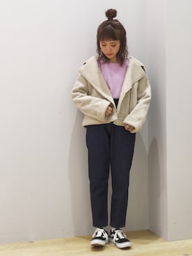 「earth music&ecology（アースミュージックアンドエコロジー）のアイテム（ムートンコート）」を使った、ぐちょめさん（レディース・157cm）の秋コーディネート