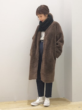 「earth music&ecology（アースミュージックアンドエコロジー）のアイテム（ノーカラージャケット）」を使った、ぐちょめさん（レディース・157cm）の冬コーディネート