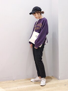「CONVERSE（コンバース）のアイテム（バッグ）」を使った、ぐちょめさん（レディース・157cm）の秋コーディネート