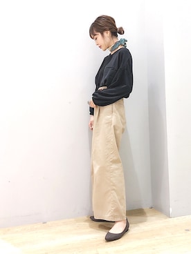 「earth music&ecology（アースミュージックアンドエコロジー）のアイテム（ストール/ショール）」を使った、ぐちょめさん（レディース・157cm）の秋コーディネート