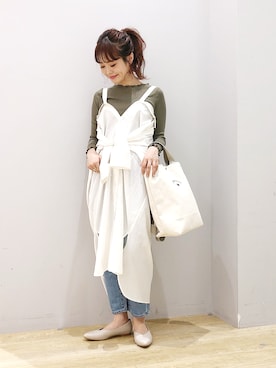 「CONVERSE（コンバース）のアイテム（バッグ）」を使った、ぐちょめさん（レディース・157cm）の春コーディネート