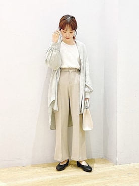 「earth music&ecology（アースミュージックアンドエコロジー）のアイテム（パンプス）」を使った、ぐちょめさん（レディース・157cm）の春コーディネート