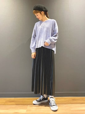 「earth music&ecology（アースミュージックアンドエコロジー）のフェイクレザープリーツスカート ＊（スカート）」を使った、ぐちょめさん（レディース・157cm）の秋コーディネート
