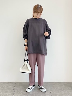 「earth music&ecology（アースミュージックアンドエコロジー）のハイウエストテーパードパンツ ＊（その他パンツ）」を使った、ぐちょめさん（レディース・157cm）の冬コーディネート