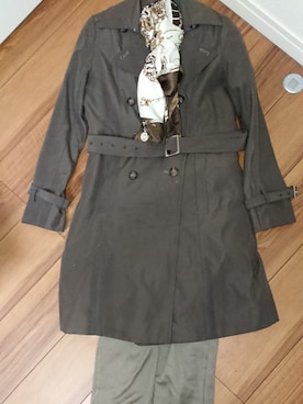 「お洒落さんと繋がりたい」｜「アイテム（トレンチコート）」を使った、りり るりさん（レディース・172cm）の冬コーディネート