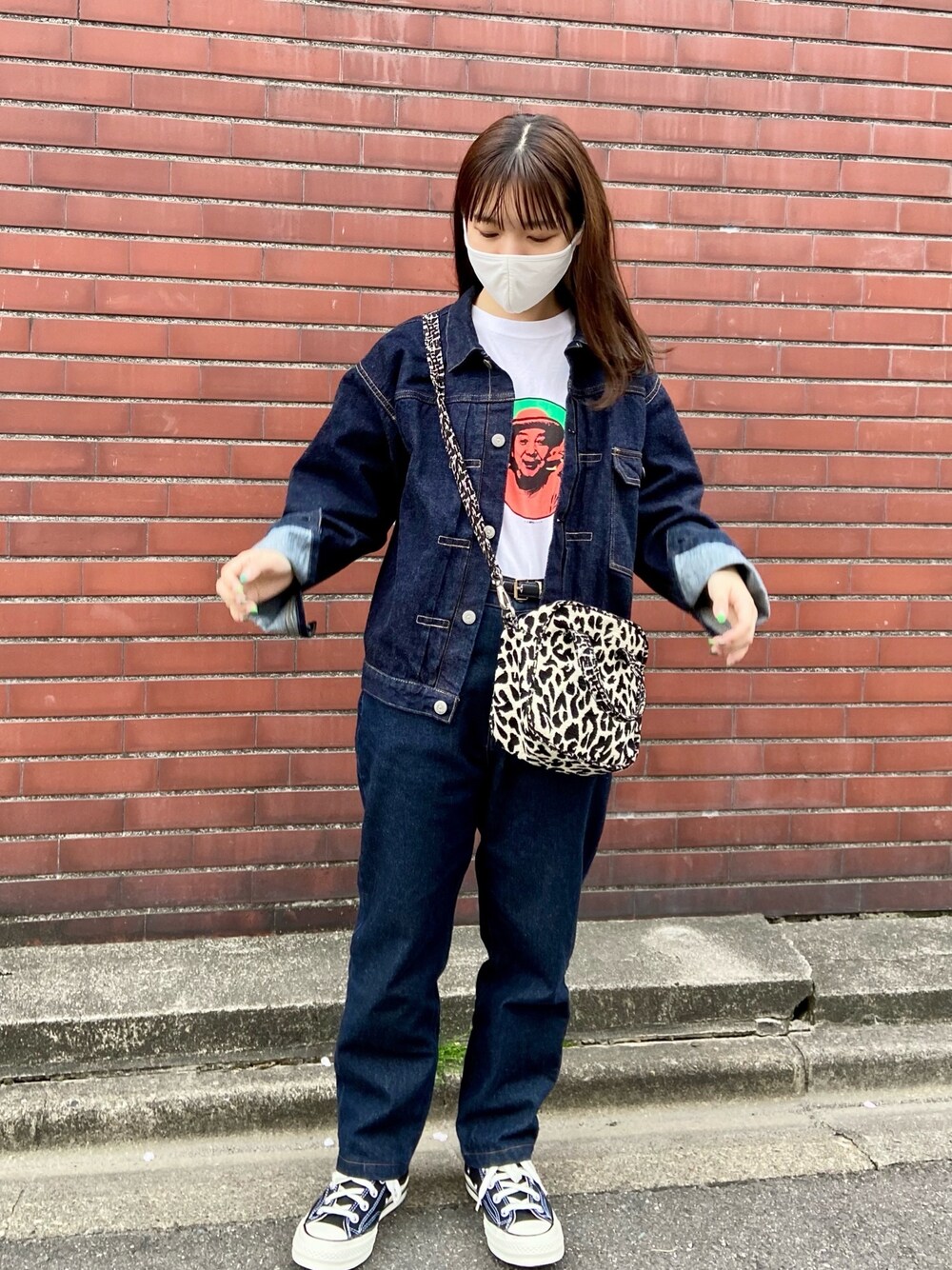 「今日のコーデ、デニム、デニムジャケット、デニムパンツ、デニムコーデ、コンバース、低身長、低身長コーデ、セットアップ、セットアップスタイル」｜「LENOのアイテム（デニムジャケット、ブルー系）」を使った、yukachin0204さん（レディース・148cm）の春コーディネートの1枚目の写真