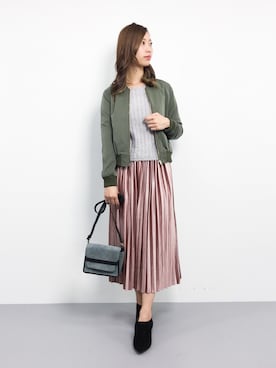 「プリーツ」｜「アイテム（MA-1）」を使った、KIIさん（レディース・160cm）の冬コーディネート