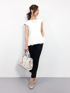 「Guess（ゲス）のGUESS BEACHMONT SATCHEL（ハンドバッグ）」を使った、KIIさん（レディース・160cm）の冬コーディネート