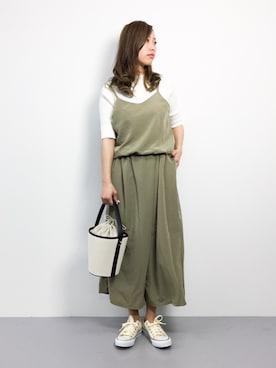 「HusHusH（ハッシュアッシュ）のアイテム（オールインワン・サロペット）」を使った、KIIさん（レディース・160cm）の冬コーディネート