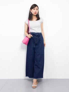 「PAGEBOY（ページボーイ）のトモリボン付きデニムワイドパンツ（デニムパンツ）」を使った、KIIさん（レディース・160cm）の春コーディネート