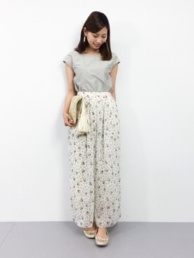 「coca（coca）（コカ）のアイテム（クラッチバッグ）」を使った、KIIさん（レディース・160cm）の春コーディネート