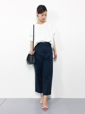「スエット」｜「アイテム（チノパンツ）」を使った、KIIさん（レディース・160cm）の夏コーディネート
