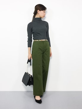 「カーキパンツ」｜KIIさん（レディース・160cm）の秋コーディネート