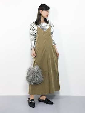 「アイテム（サロペット/オーバーオール、イエロー系）」を使った、KIIさん（レディース・160cm）の秋コーディネート