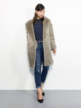 「ブラウス」｜「アイテム（ムートンコート）」を使った、KIIさん（レディース・160cm）の秋コーディネート
