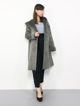 「オフィスカジュアル」｜「アイテム（ムートンコート）」を使った、KIIさん（レディース・160cm）の冬コーディネート
