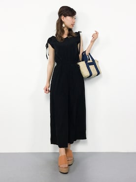「VIS（ビス）のアイテム（つなぎ/オールインワン）」を使った、KIIさん（レディース・160cm）の春コーディネート