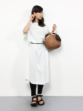 「grove（グローブ）のアイテム（かごバッグ）」を使った、KIIさん（レディース・160cm）の夏コーディネート