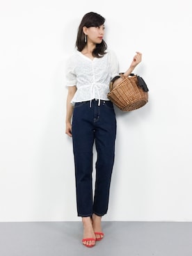 「grove（グローブ）のアイテム（かごバッグ）」を使った、KIIさん（レディース・160cm）の夏コーディネート