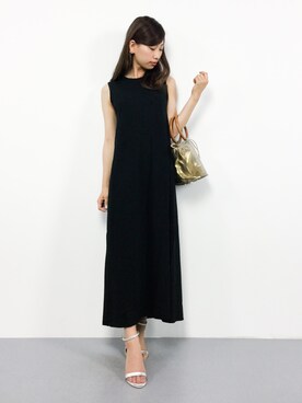 「ADAM ET ROPE'（アダムエロペ）のクリアバケツ巾着バッグ（ハンドバッグ）」を使った、KIIさん（レディース・160cm）の夏コーディネート