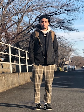 「ニットベスト」｜「アイテム（ナイロンジャケット）」を使った、Genki Nakamuraさん（メンズ・179cm）の冬コーディネート