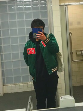 「H&M（エイチ・アンド・エム）のアイテム（スタジャン）」を使った、りょうさん（メンズ・171cm）の春コーディネート
