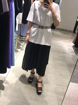 SHIONE さんのコーディネート