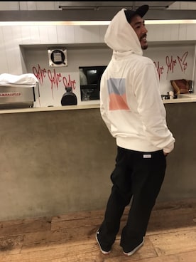 「Saturdays NYC（サタデーズ ニューヨークシティ ）のアイテム（サロペット/オーバーオール）」を使った、いなこさん（メンズ・173cm）の春コーディネート