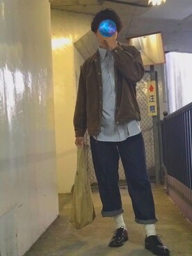 「Lui's（ルイス）のデニム ワイドパンツ/ビッグシルエット（デニムパンツ、ブルー系）」を使った、じょんそんさん（メンズ・182cm）の冬コーディネート