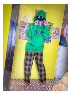 「STUSSY（ステューシー）のアイテム（オールインワン・サロペット）」を使った、CyoLeeさん（レディース・165cm）の秋コーディネート