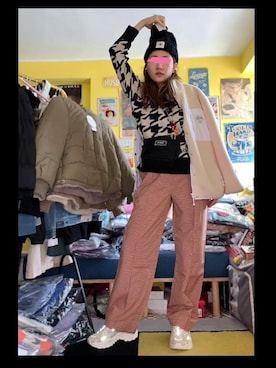 「CONVERSE（コンバース）のアイテム（ニットキャップ/ビーニー）」を使った、CyoLeeさん（レディース・165cm）の冬コーディネート