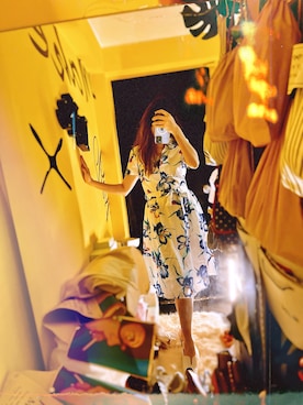 「Maje（マジェ）のアイテム」を使った、CyoLeeさん（レディース・165cm）の夏コーディネート