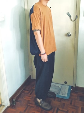 「my beautiful landlet（マイビューティフルランドレット）のアイテム（チノパンツ）」を使った、GERMOさん（メンズ・177cm）の秋コーディネート