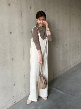 「秋のカフェオレコーデ」｜「アイテム（サロペット/オーバーオール）」を使った、N a n a m iさん（レディース・156cm）の秋コーディネート