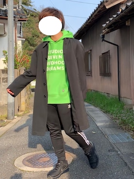 「ナイキ」｜「アイテム（ステンカラーコート）」を使った、ろばみみさん（メンズ・166cm）の春コーディネート