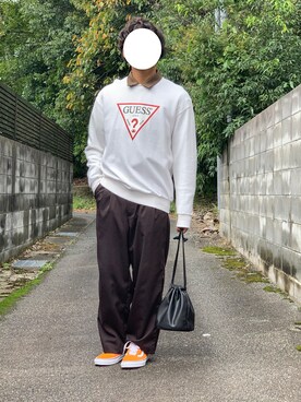 「Guess（ゲス）のアイテム（スウェット）」を使った、ろばみみさん（メンズ・166cm）の秋コーディネート
