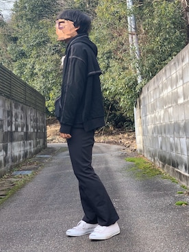 「INTER FACTORY（インターファクトリー）のWEARISTA Suzu × INTER FACTORY　ヨーク付きステッチパーカー（パーカー）」を使った、ろばみみさん（メンズ・166cm）の冬コーディネート