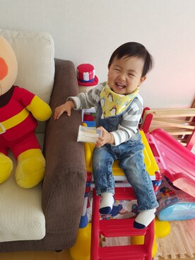 「1歳3ヶ月」｜「アイテム（サロペット/オーバーオール）」を使った、KOU🐴HAKKU🌳さん（キッズ・80cm）の冬コーディネート