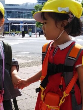 「TOMMY HILFIGER（トミーヒルフィガー）のアイテム（ワンピース/ドレス）」を使った、かなやんさん（キッズ・90cm）の秋コーディネート