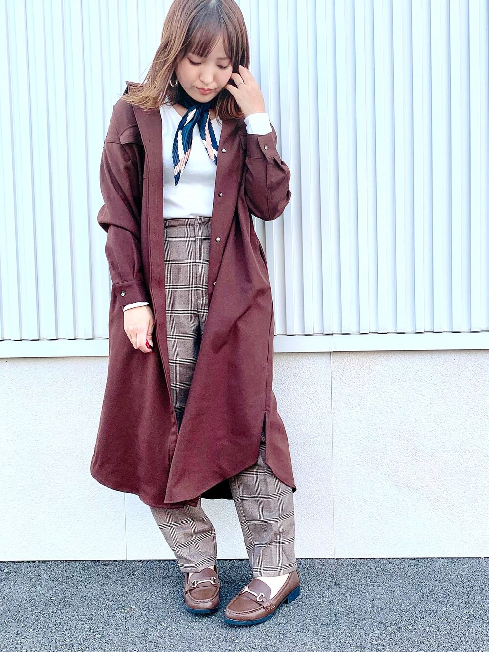 「シンプルコーデ、カジュアルコーデ、秋のコーデ、秋服準備はじめました、おしゃれさんと繋がりたい、オトナ女子、プチプラコーデ、ブラウン、チェック、低身長」｜「GUのアイテム（シャツワンピース、ブラウン系）」を使った、minamina0803さん（レディース・152cm）の秋コーディネートの1枚目の写真