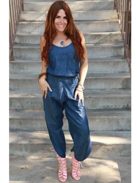 Ali Levineさんのコーディネート