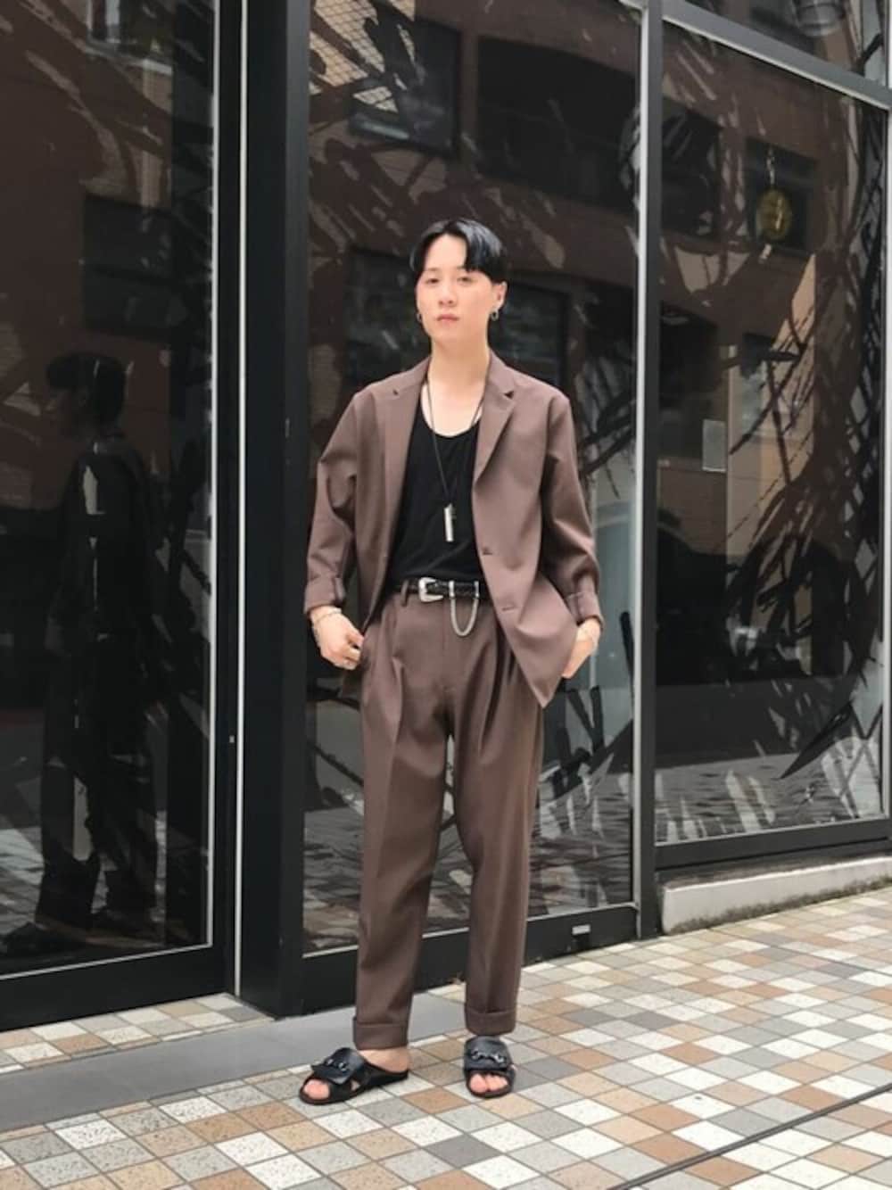 UNITED TOKYOのセットアップ（ブラウン系）を使った人気