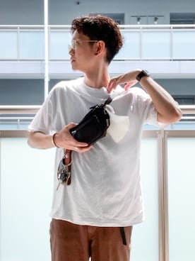 「BIOTOP（ビオトープ）のアイテム」を使った、NEPENTHES美容師 渡辺さん（メンズ・169cm）の夏コーディネート