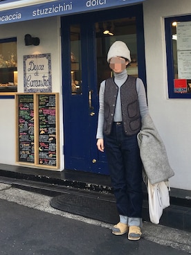 「アイテム（サンダル）」を使った、ヤエコさん（レディース・162cm）の冬コーディネート