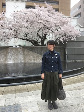 「YAECA（ヤエカ）のアイテム（その他パンツ）」を使った、ヤエコさん（レディース・162cm）の春コーディネート