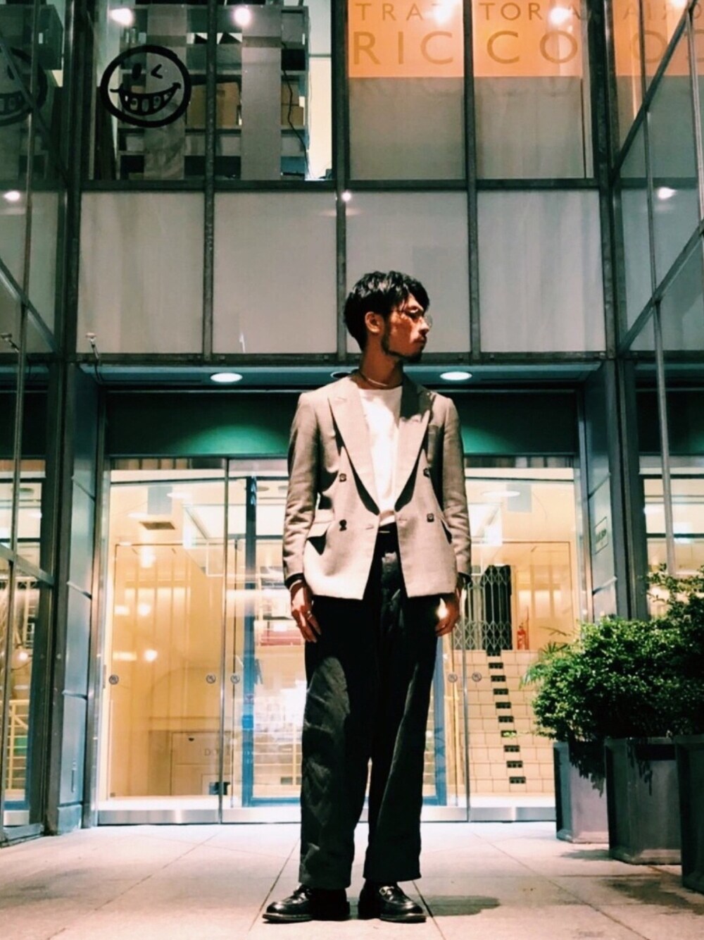「休日スタイル、オトナカジュアル、おしゃれさんと繋がりたい、ワイドパンツ、きれいめカジュアル、春コーデ、ジャケット、コンサバ、いいね、save、フォローお願いします🤑」｜「JOURNAL STANDARD J.S HOMESTEADのWEAPON CLOTH ANKLE LENGTHS＃（その他パンツ、グレー系）」を使った、Keirさん（メンズ・175cm）の冬コーディネートの1枚目の写真