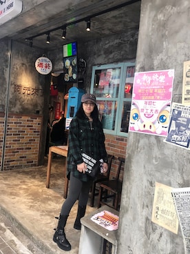 Yolanda Dongさんのコーディネート